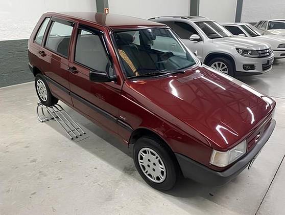 FIAT UNO 1.0 MILLE ELETRONIC 8V GASOLINA 4P MANUAL FIAT UNO 1.0 MILLE ELETRONIC 8V GASOLINA 4P MANUAL